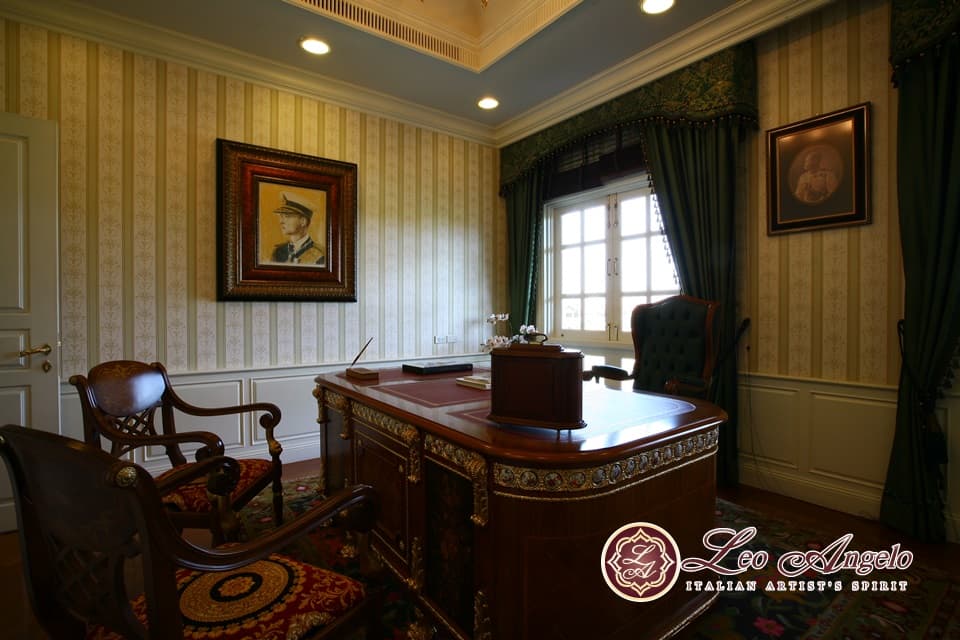 LeoAngelo Classic Furniture